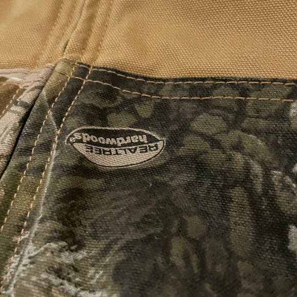 Bass Pro Shops Hunting Jacket - Picture 6 of 9